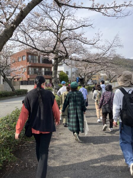 お花見ウォーキングと当院管理栄養士がレシピから考案した「低糖質桜餅」のアイキャッチ画像